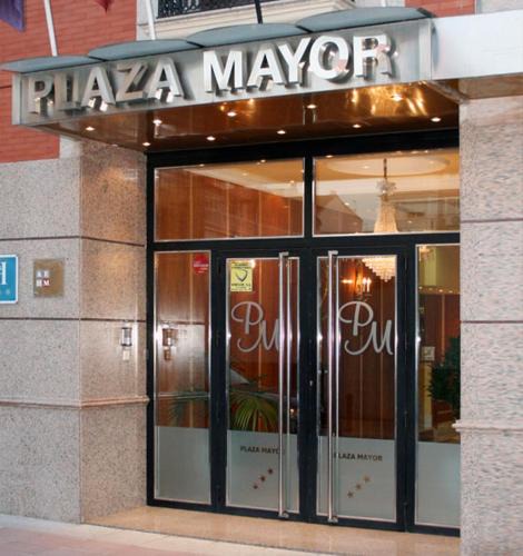 Torrejon de Ardoz House | Hostal Plaza Mayor