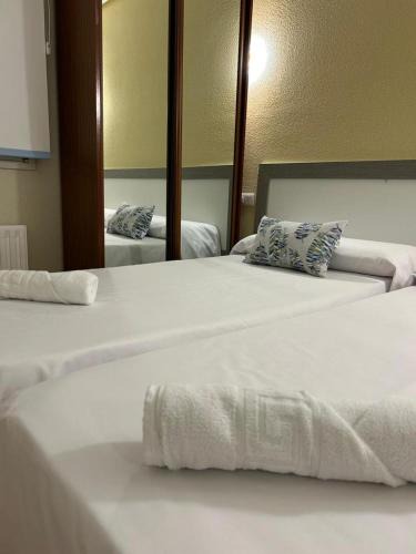 Villalbilla de Burgos House | HOSTAL-RESTAURANTE POSADA DEL DUQUE