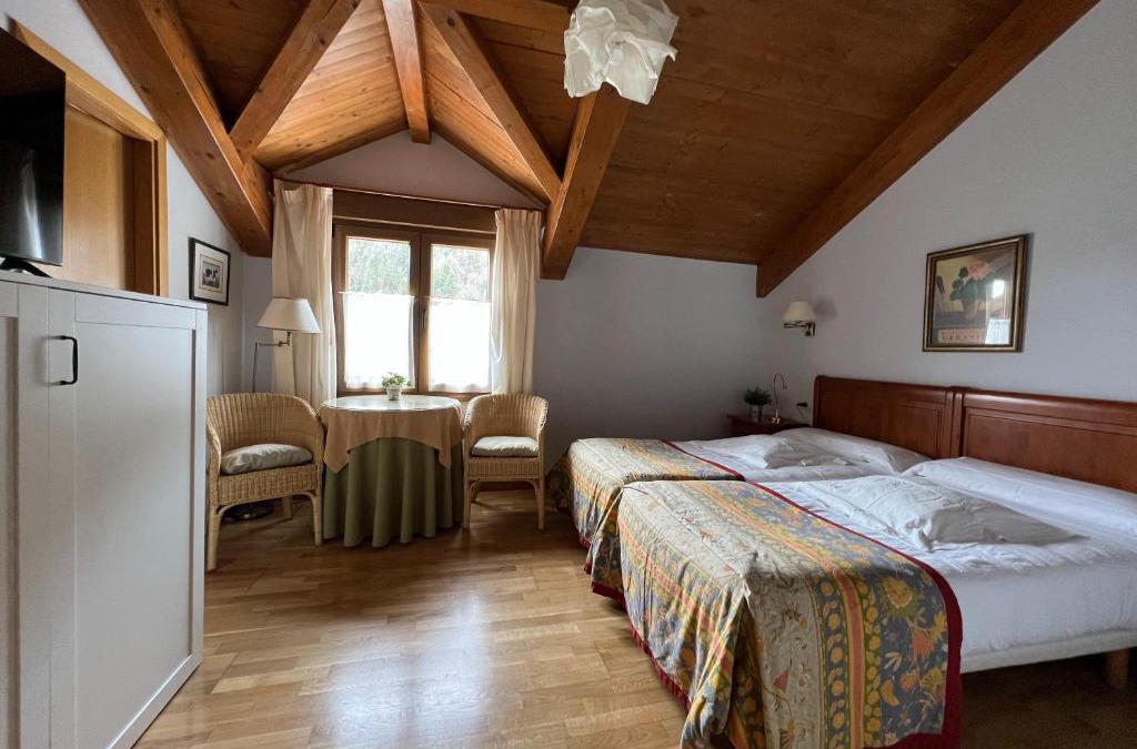 Oronz House | Hostal Rural Salazar