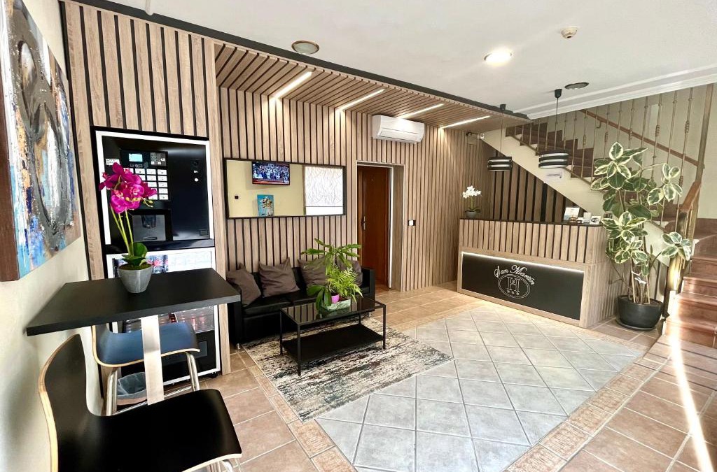 San Martin de la Vega House | Hostal San Martin