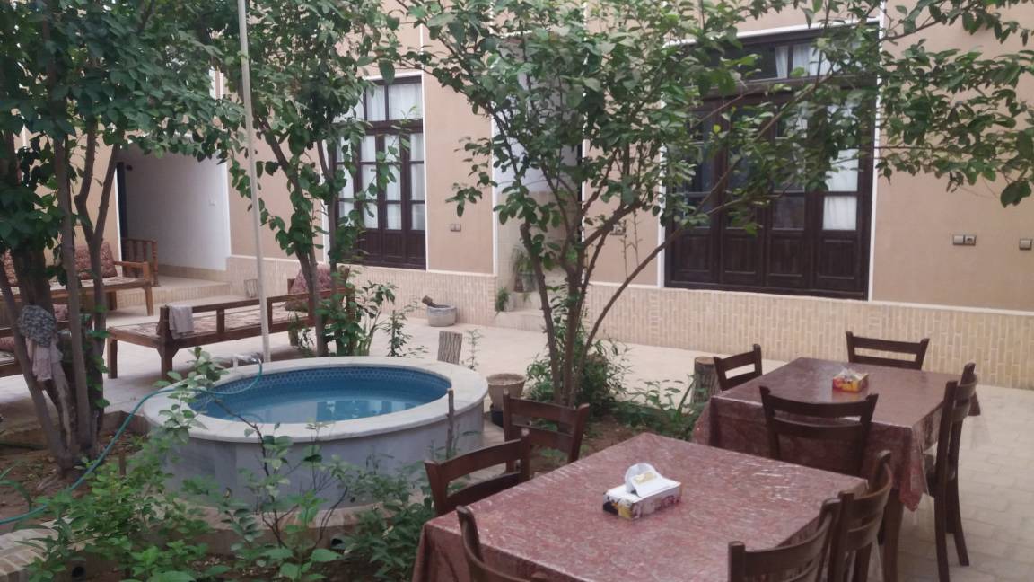 Ashkez̄ar Hostel | Hostel ∙ 19 guests