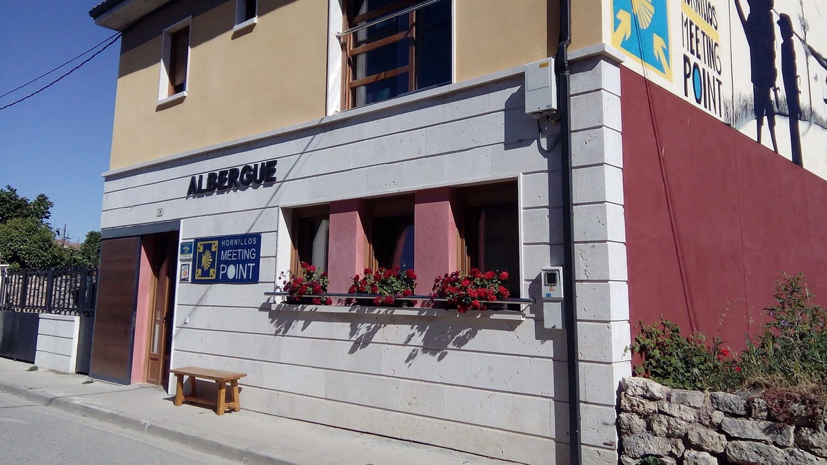 Hornillos del Camino House | Hostel for groups