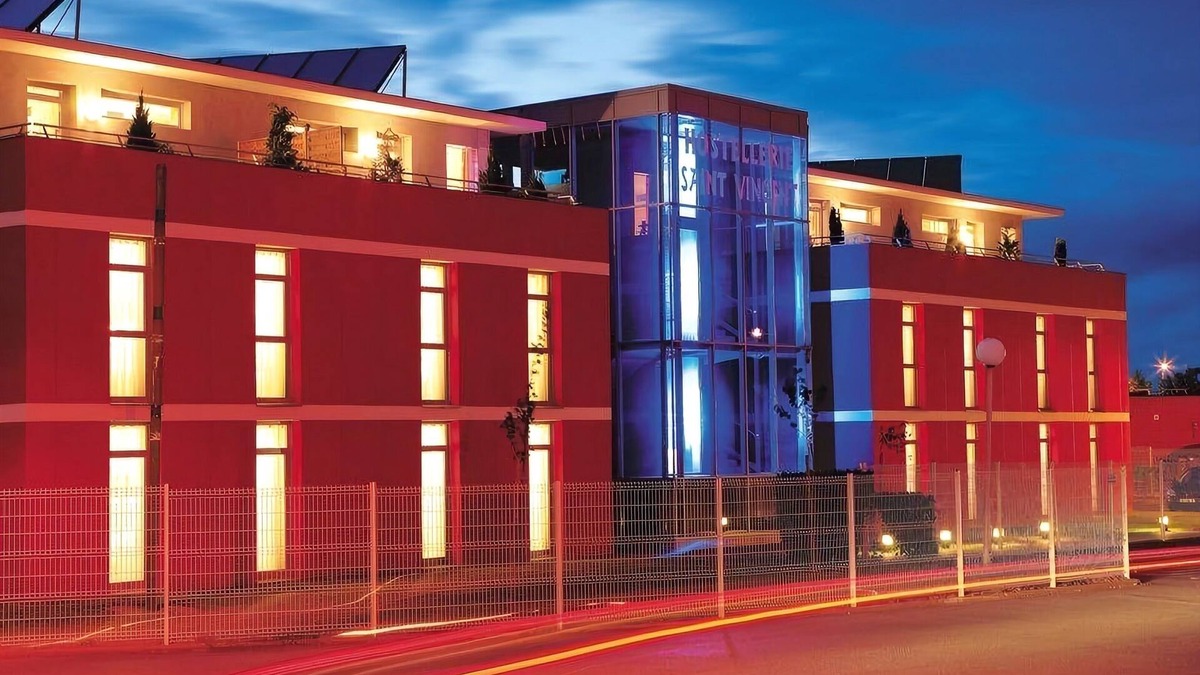 Beauvais Hotel | Hostellerie Saint Vincent Beauvais Aéroport