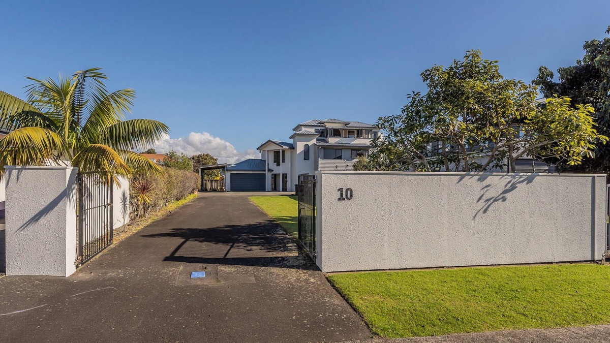Whitianga House | Hosts on the Coast Buffalo Beach Escape