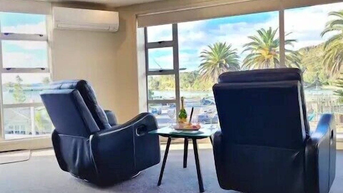 Whitianga Apartment | Hosts on the Coast Esplanade Harbour View Apartment 111