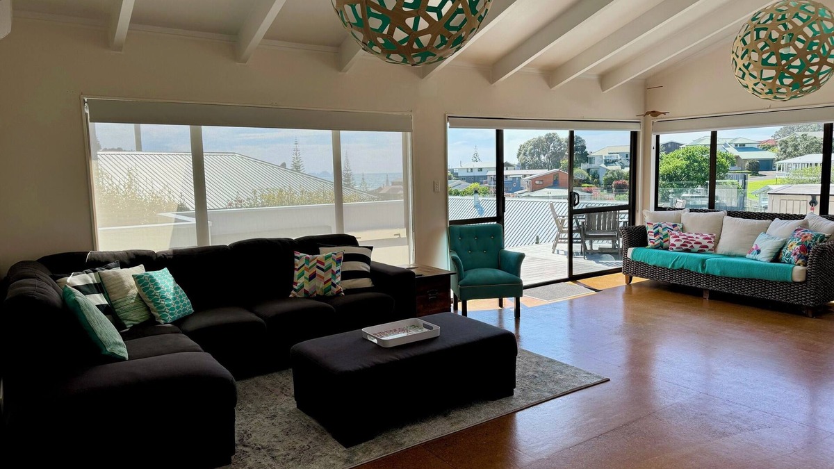 Onemana House | Hosts on the Coast Island Views