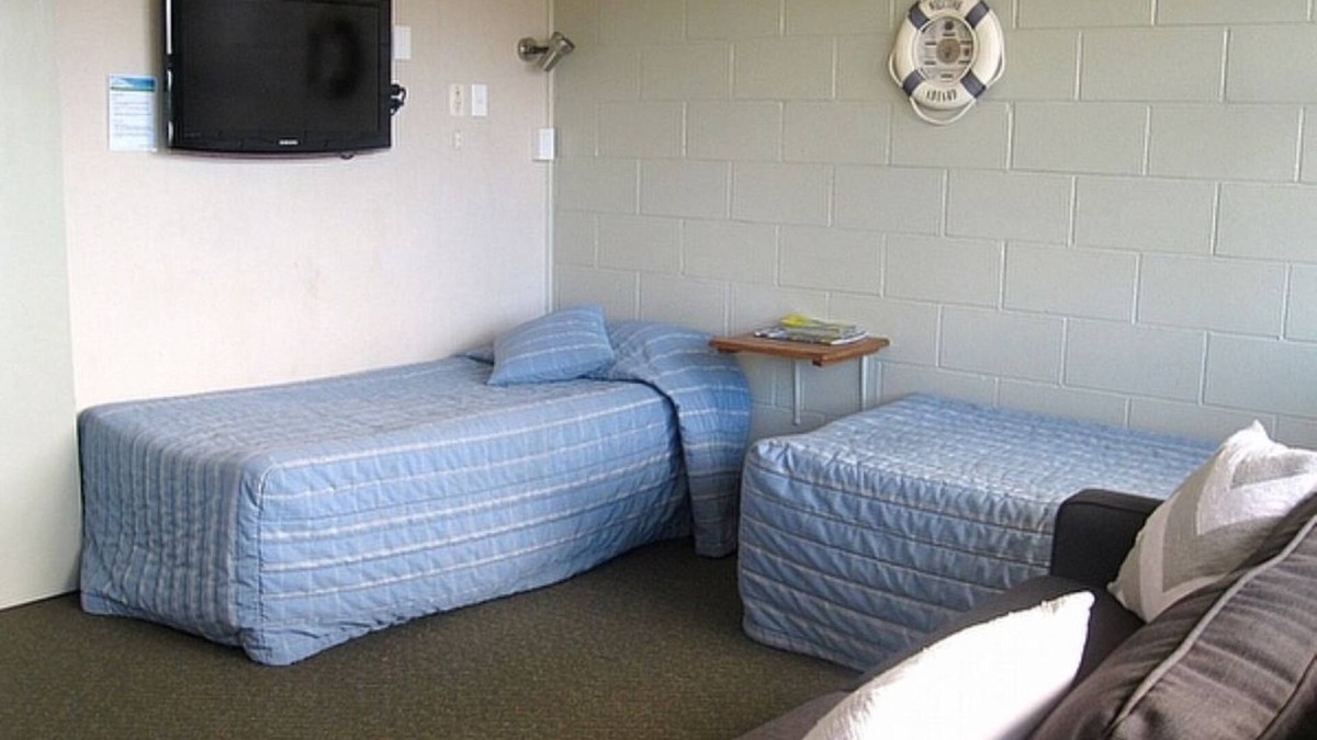 Cooks Beach Apartment | Hosts on the Coast Flaxmill Bay Motel Unit 2