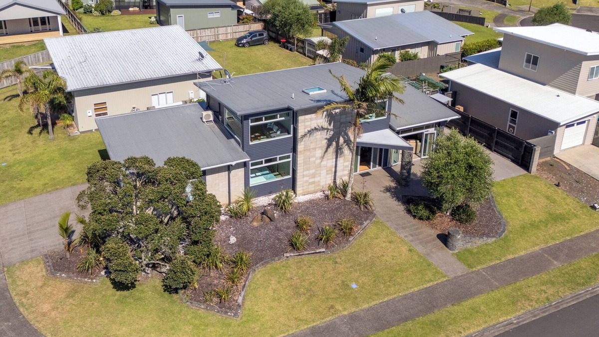 Whitianga House | Hosts on the Coast Paradise on Pacific