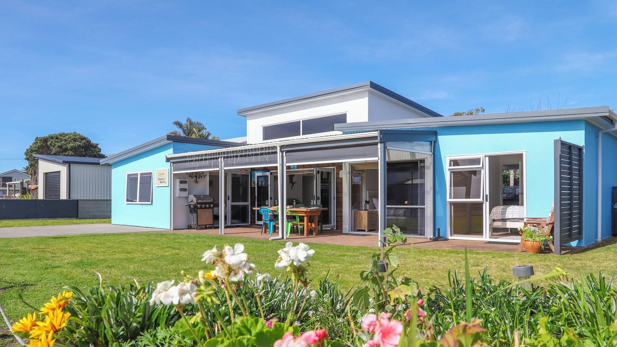 Whitianga House | Hosts on the Coast Saltwater Days