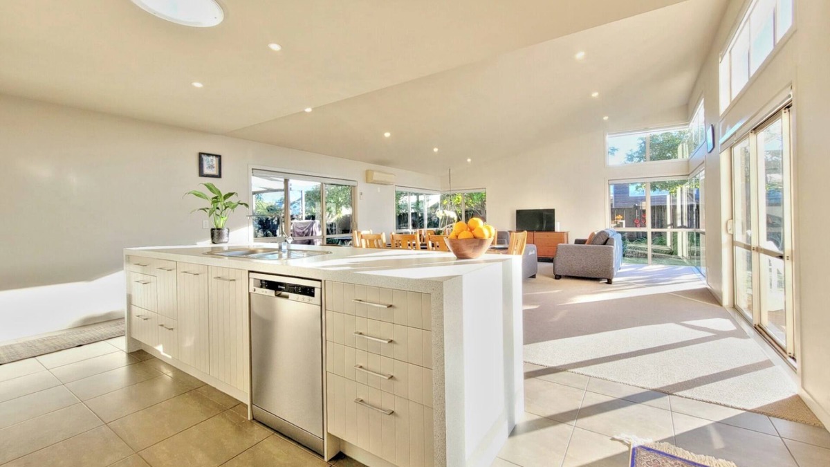 Whitianga House | Hosts on the Coast Sunny Serenity on Heritage