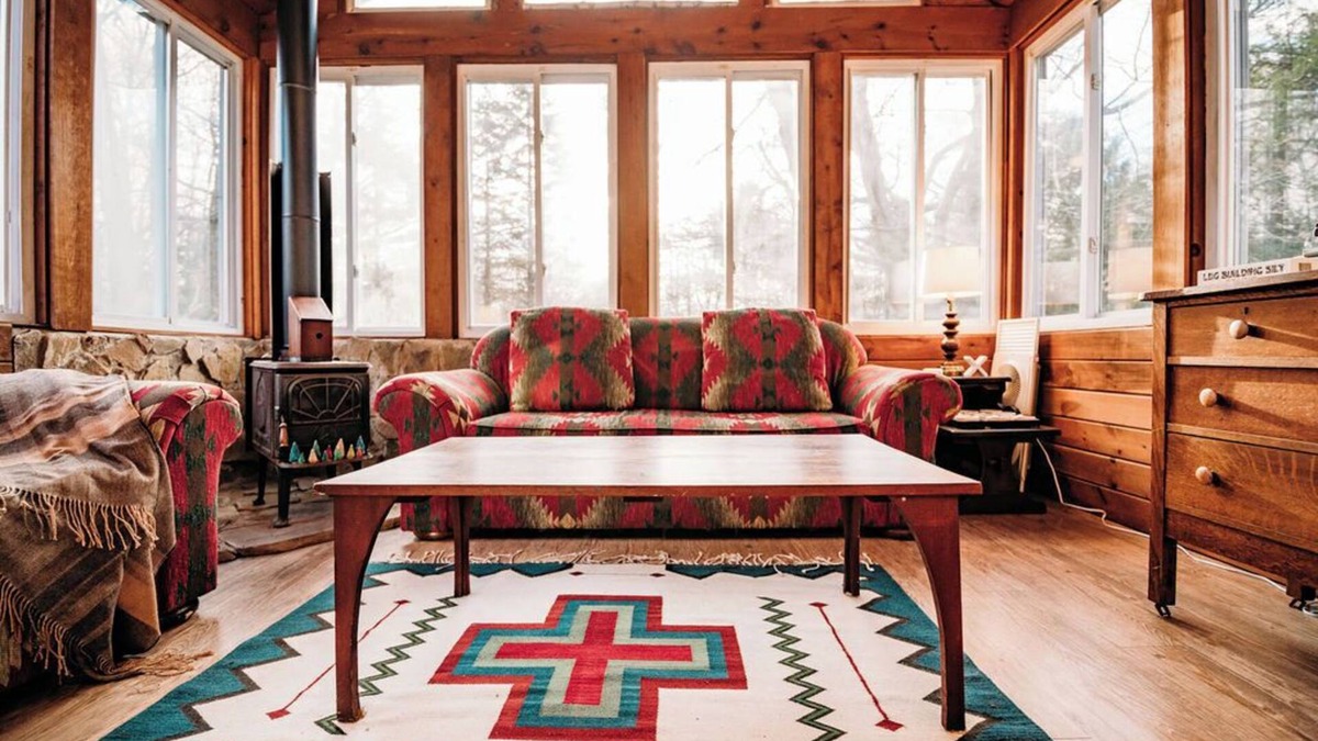 Tobyhanna House | Hot Cocoa Bar + 4 Season Porch w/Wood Stove