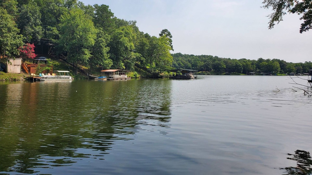 Jones Mills House | Hot Springs Nature Getaway Lake House on Lake Catherine