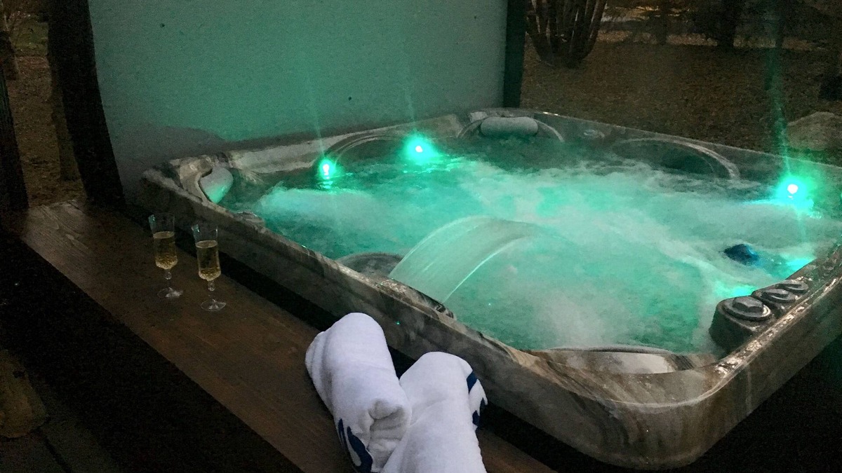 Victor House | HOT TUB! Between Jackson, Grand Teton NP, and Grand Targhee, Yellowstone NP!
