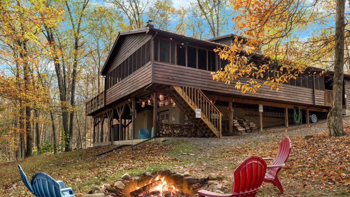 Great Cacapon Cabin | Hot Tub, Deck, Grill, Fire Pit, Game Room & WiFi