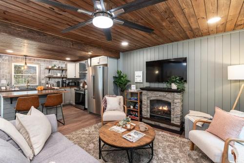 Wingina House | Hot Tub - Fire Pit - River - State Park - King Bed