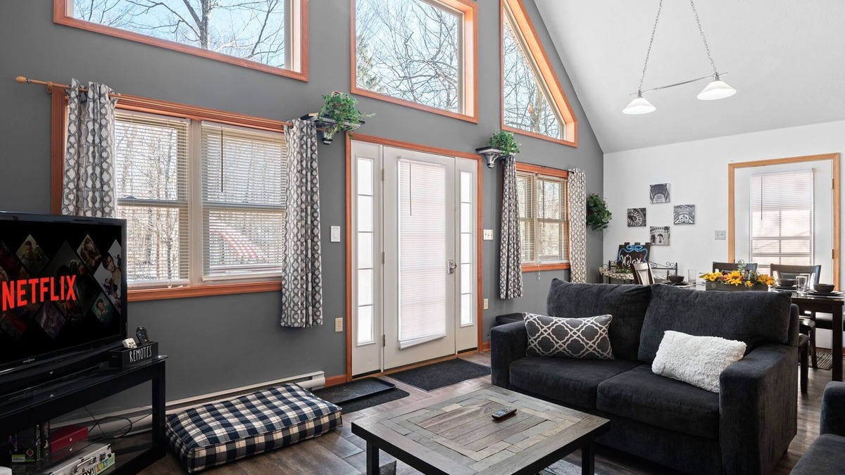 Pocono Lake Ski Chalet | Hot Tub, Fire-place, Game Room, Arrowhead Lake