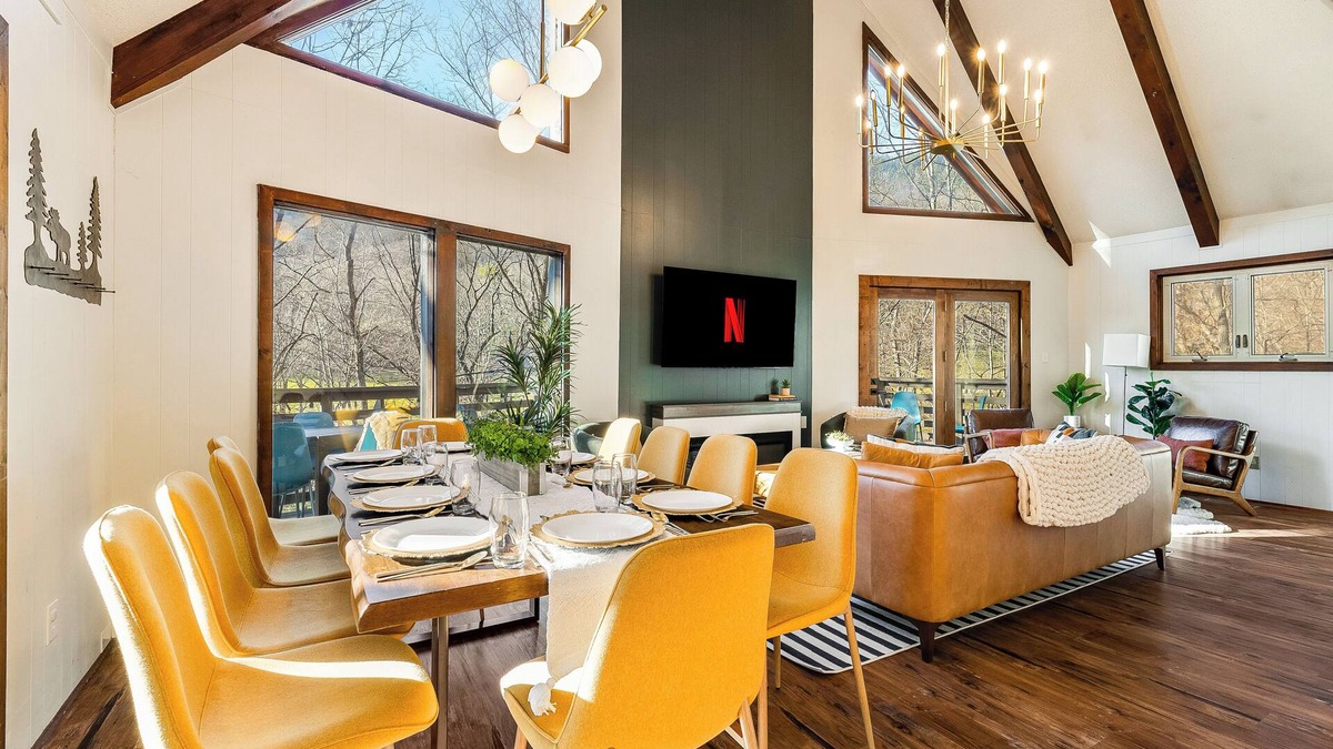 Massanutten Ski Chalet | Hot Tub, Firepit, Mountain Views, Near Resort Attractions
