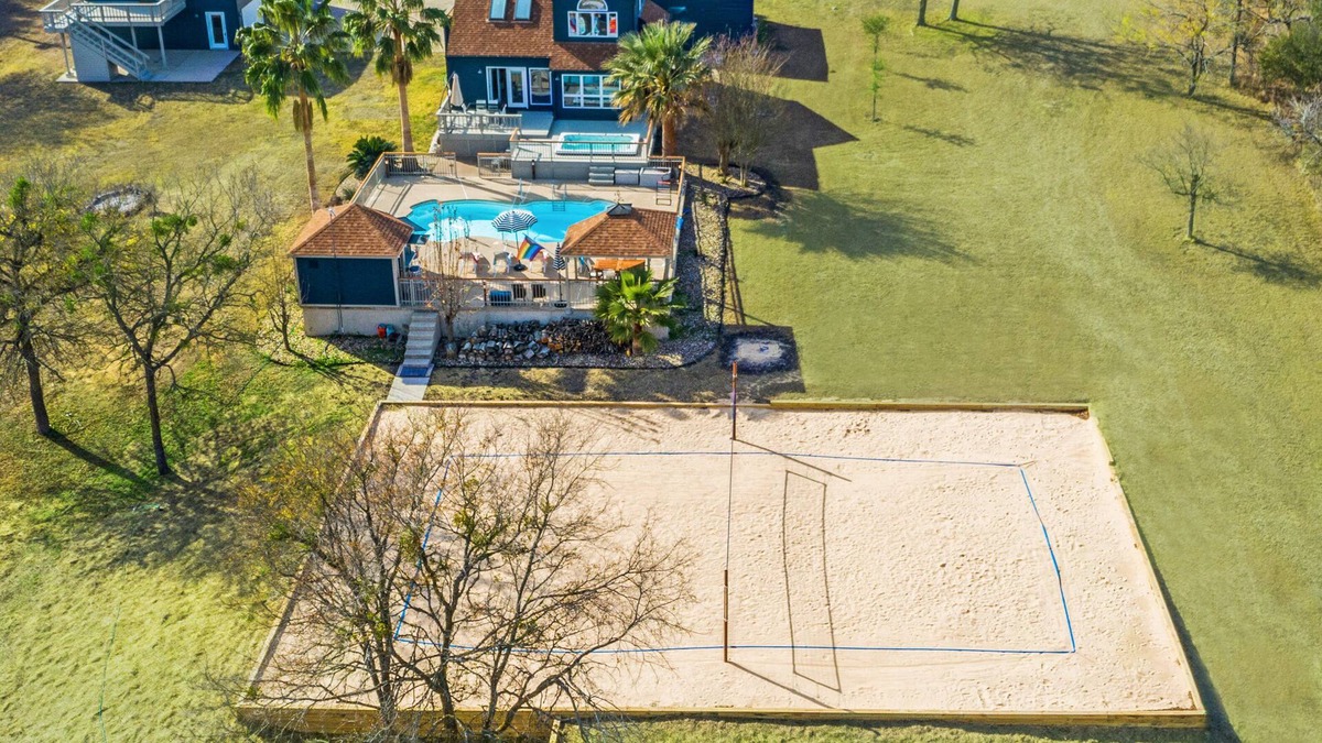 Manor House | Hot Tub + Gameroom + Pool | Separate Guesthouse | Great 4 Gatherings