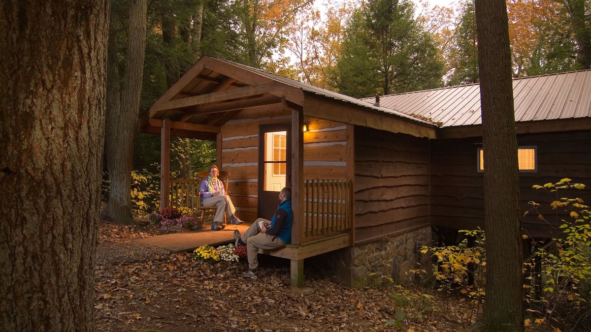 Victor Cabin | Hot Tub in the treetops with Timber Framed 2 bedroom cabin hidding in the woods