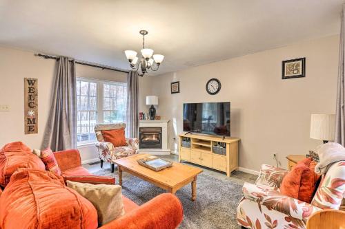 Albrightsville House | Hot Tub, Lake Access Serene Albrightsville Home!