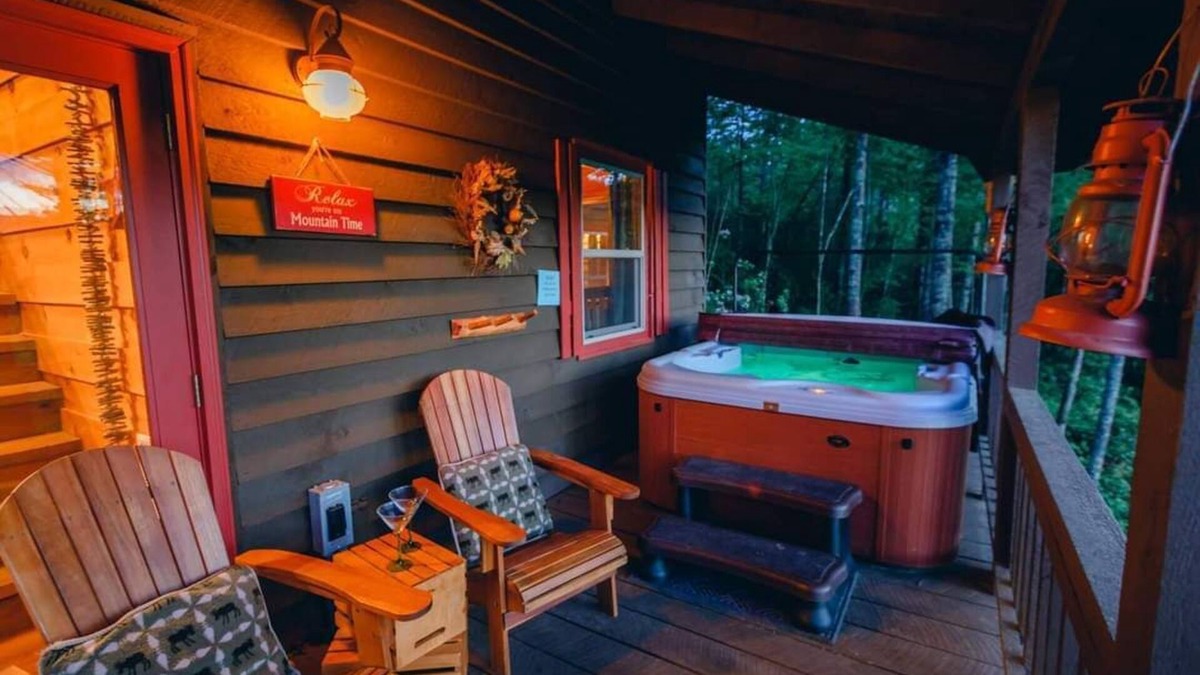 Epworth Cabin | Hot Tub, Mtn View, Secluded