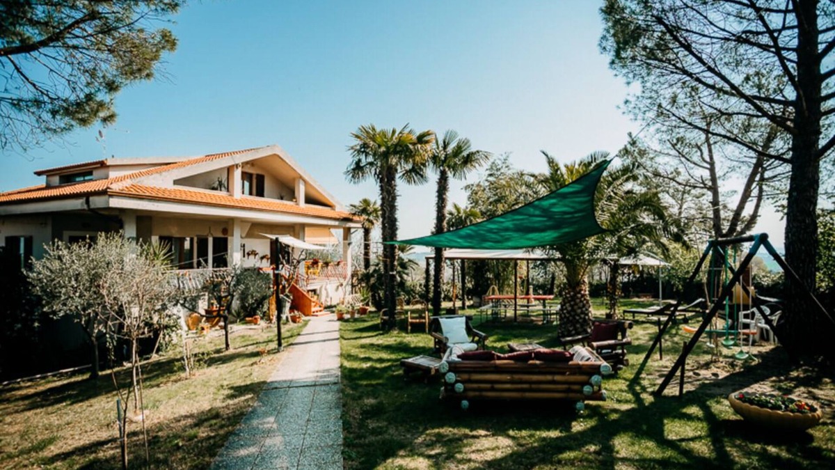 Bettolelle House | Hot Tub | Neverland