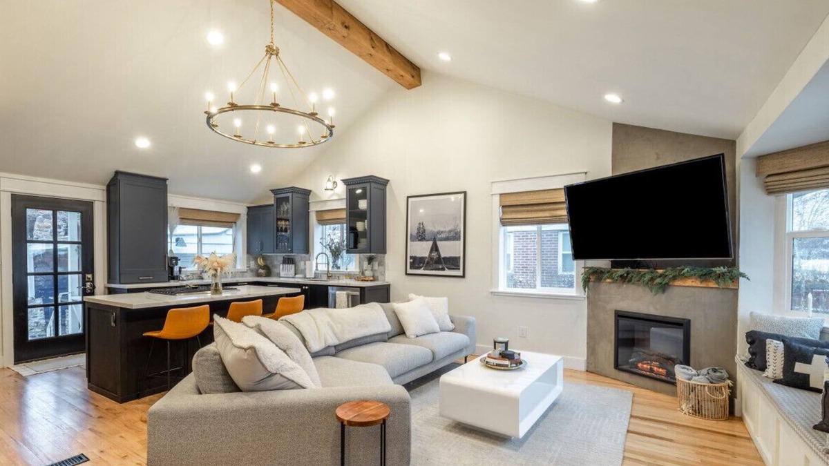 Sugar House House | Hot Tub|Office|Remote Work