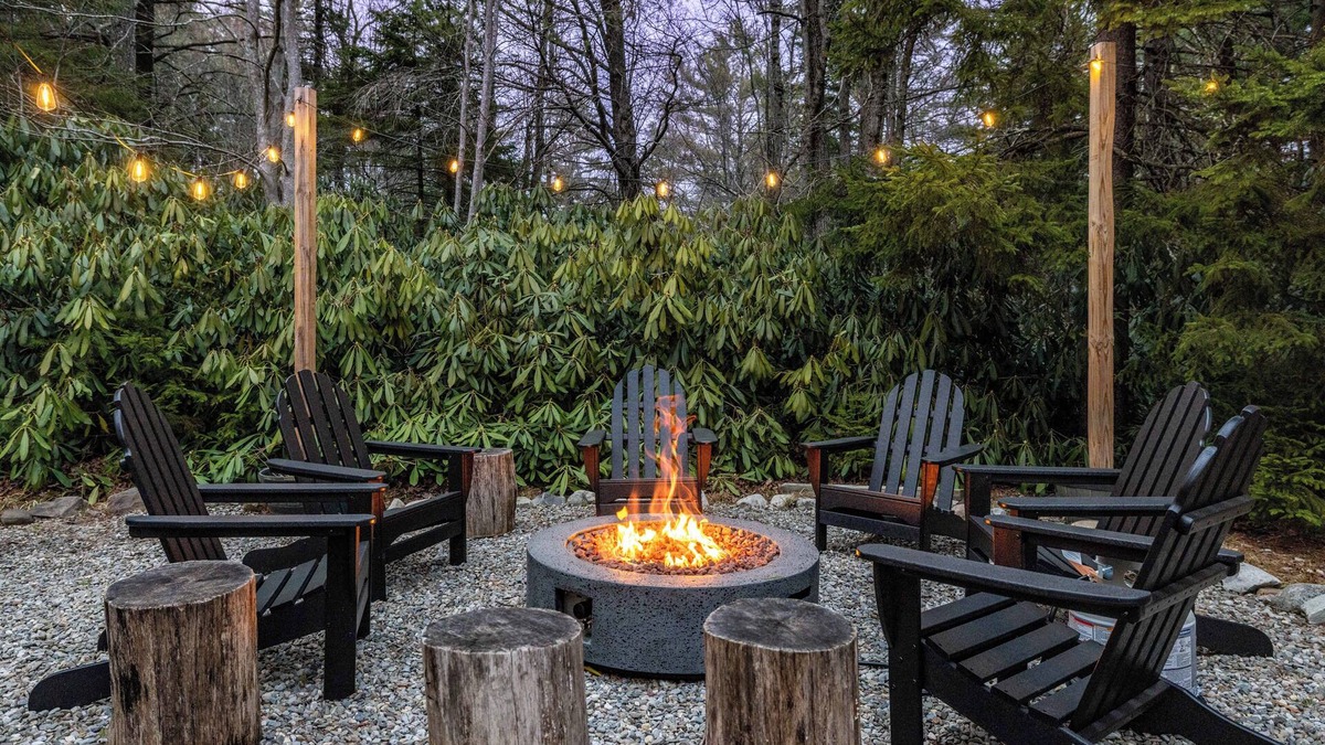 Long Pond House | Hot Tub Pool Game Room Fire Pit Beach