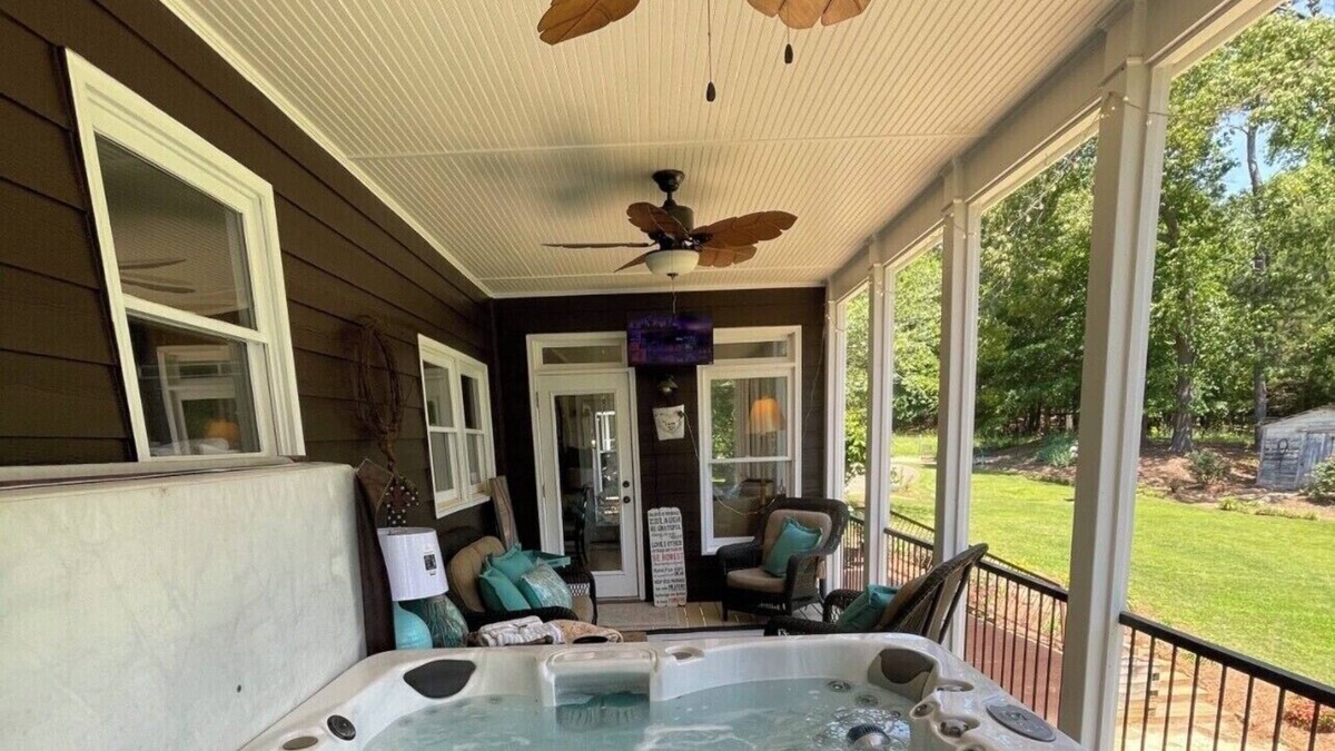 Cumming House | Hot tub*Prvt Lake*Land*Nature* up to14.ppl - Weddings/Retreats Rates