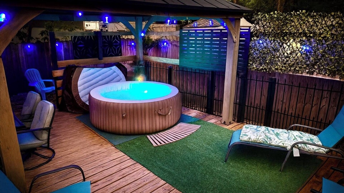 Georgetown House | Hot Tub! The Glow Hill - Ark 30 min - Horse Prk 13 min - Rupp - 20 min