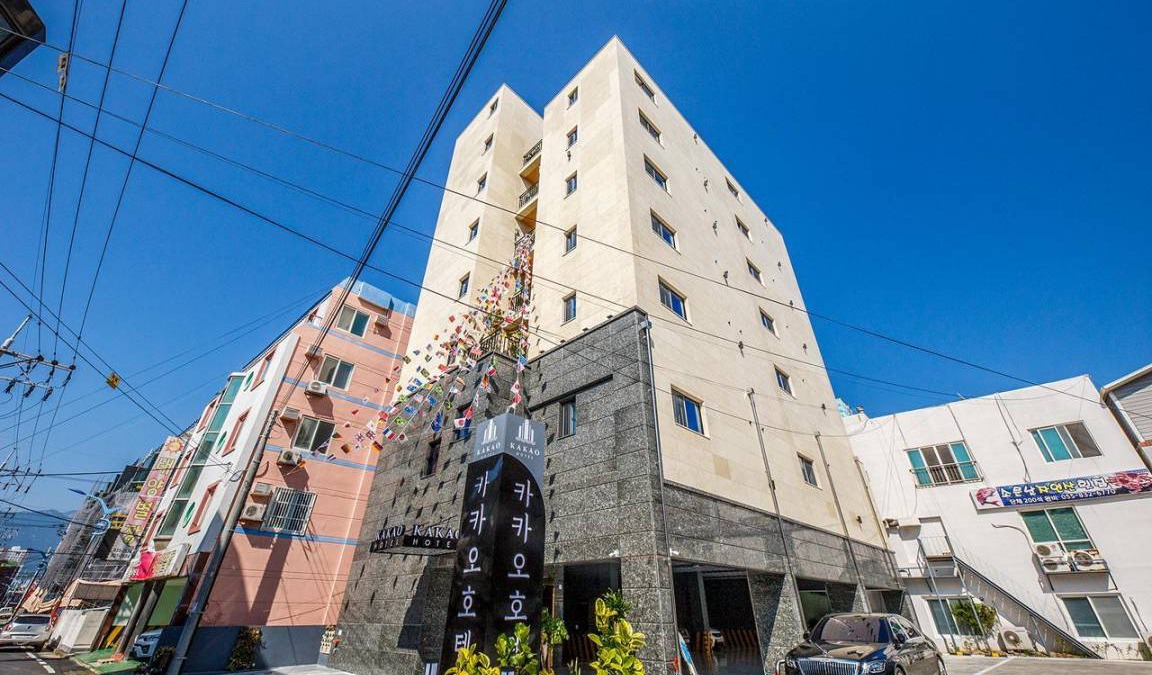 Sacheon Hotel | Hotel ∙ 4 guests