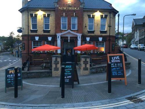 Newbridge Hotel | Hotel ∙ 5 guests