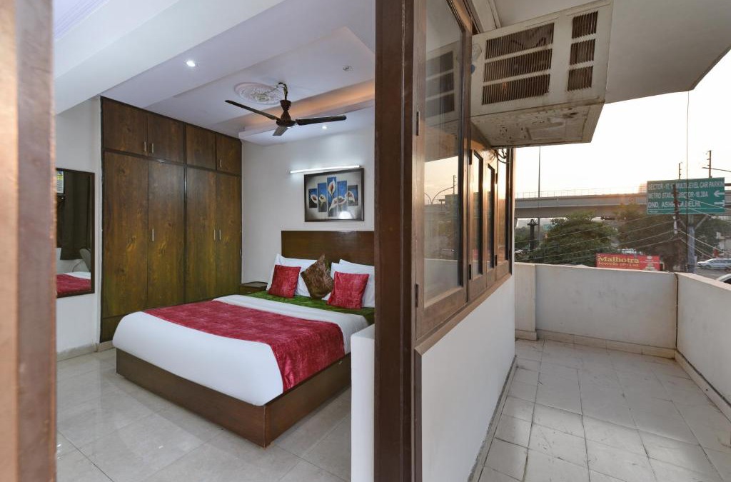 Sector 27 Hotel | Hotel Admire Inn "Atta Market, Noida Sector 18"