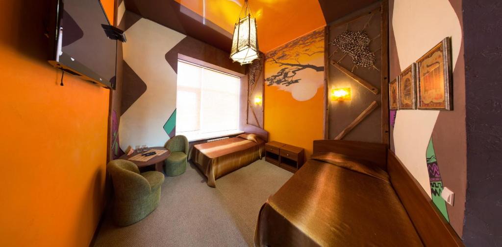 Kuzmichi Hotel | Hotel Africa