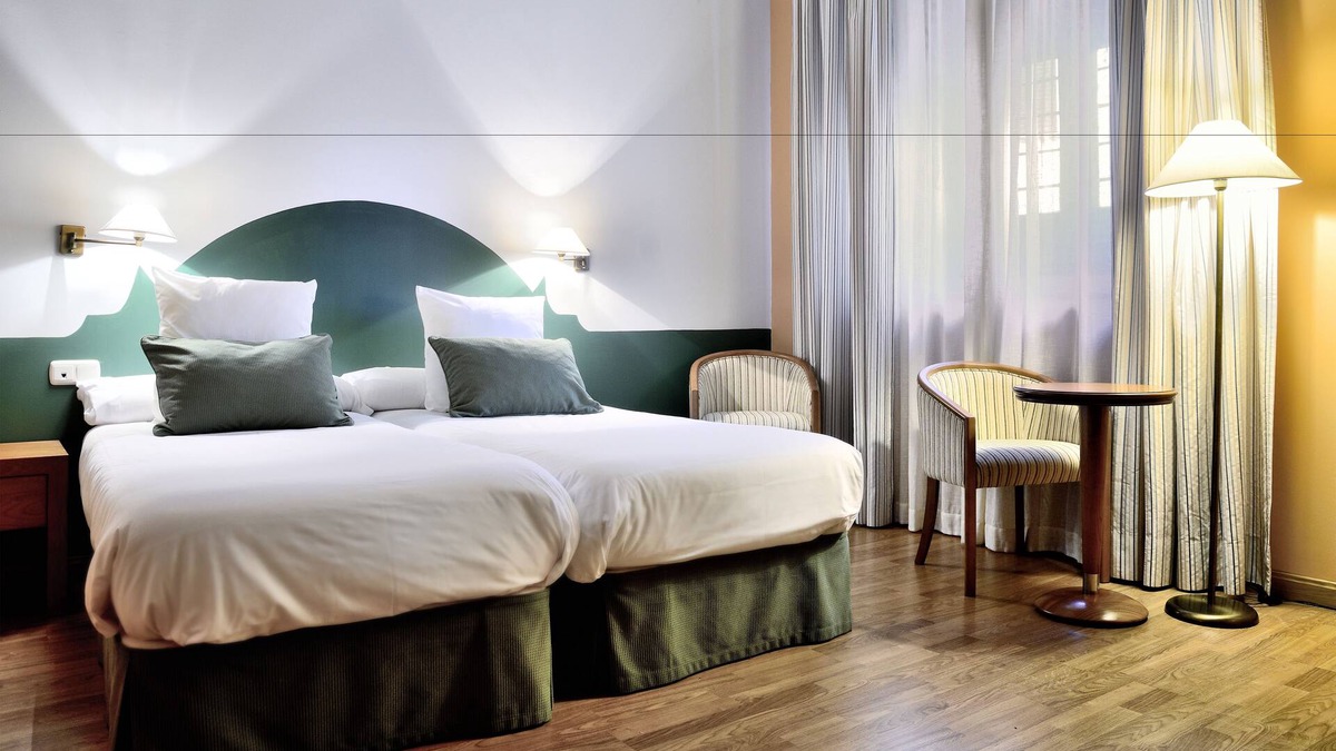 Coria Hotel | Hotel AHC Palacio Coria