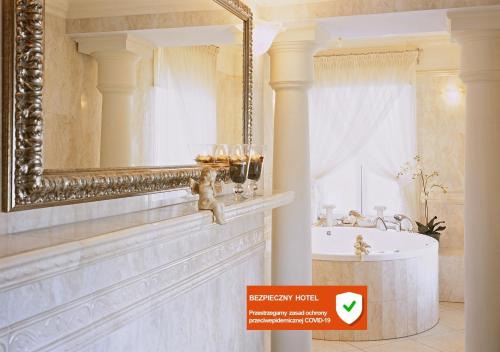 Wloclawek House | Hotel Aleksander