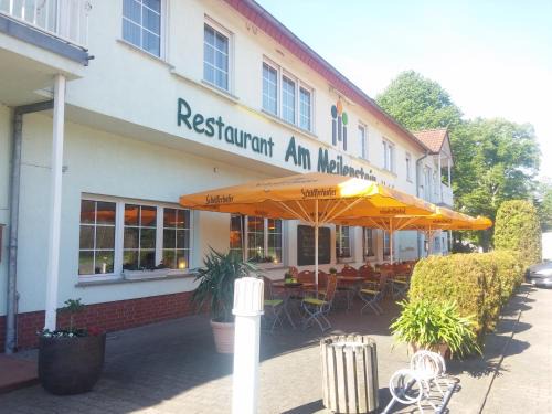 Dunkelforth Hotel | Hotel Am Meilenstein