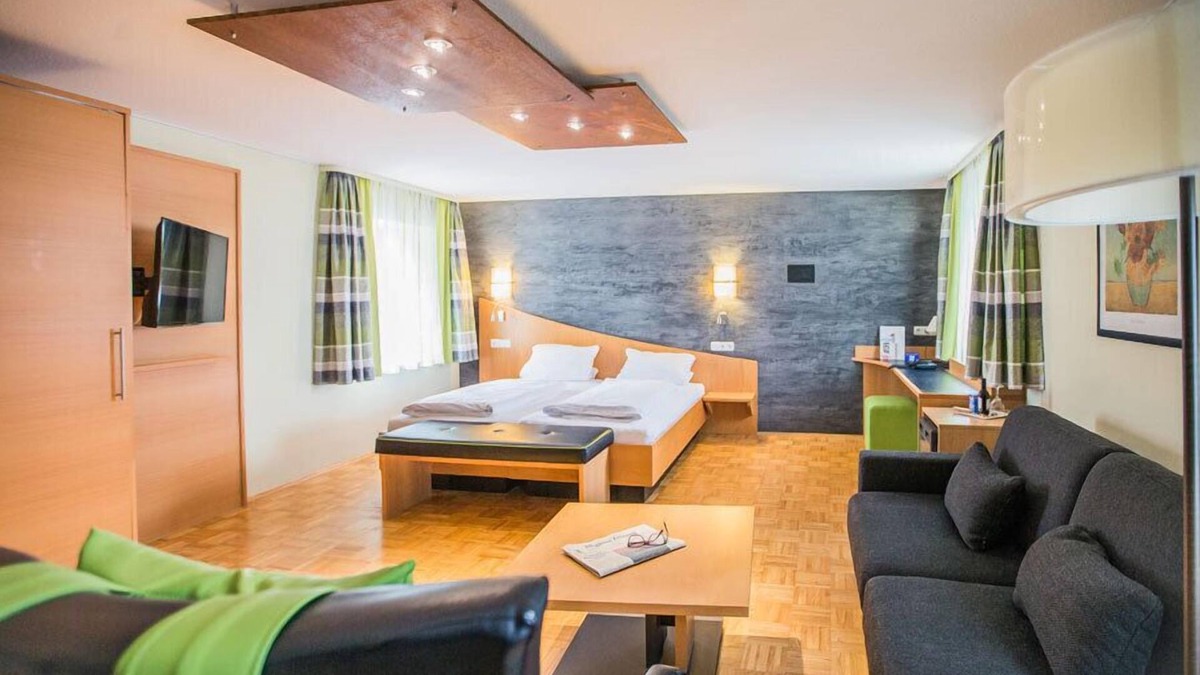 Kaufbeuren Hotel | Hotel Am Turm Inh. Carlo Lombardini