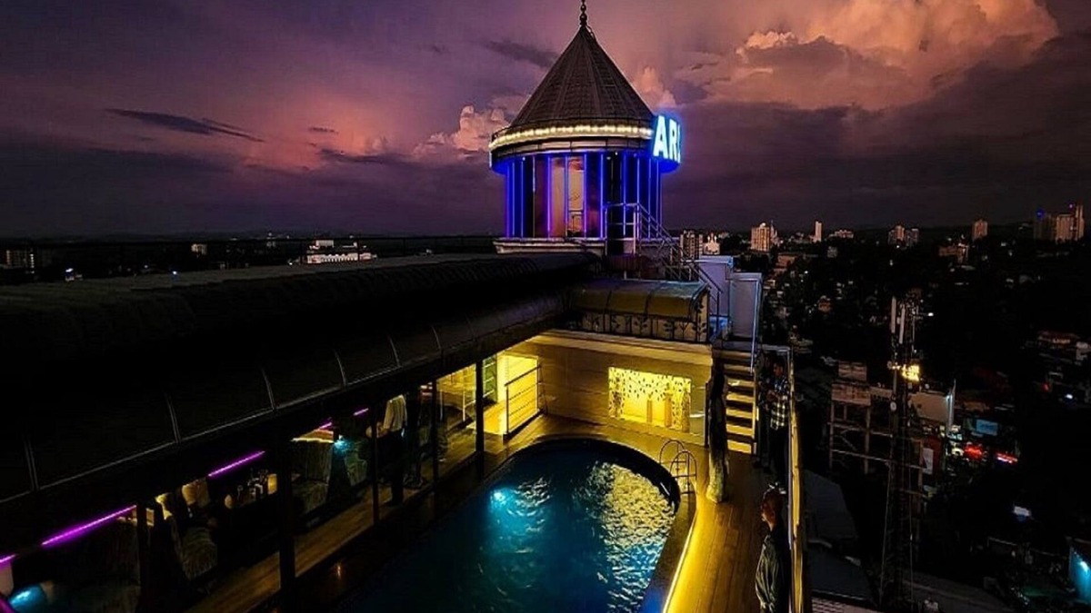Onamthuruth Hotel | Hotel Arcadia