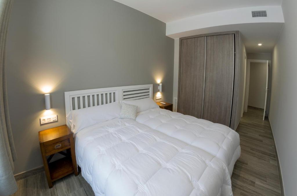 Ayerbe Hotel | Hotel Asador O Callejón De Belchite