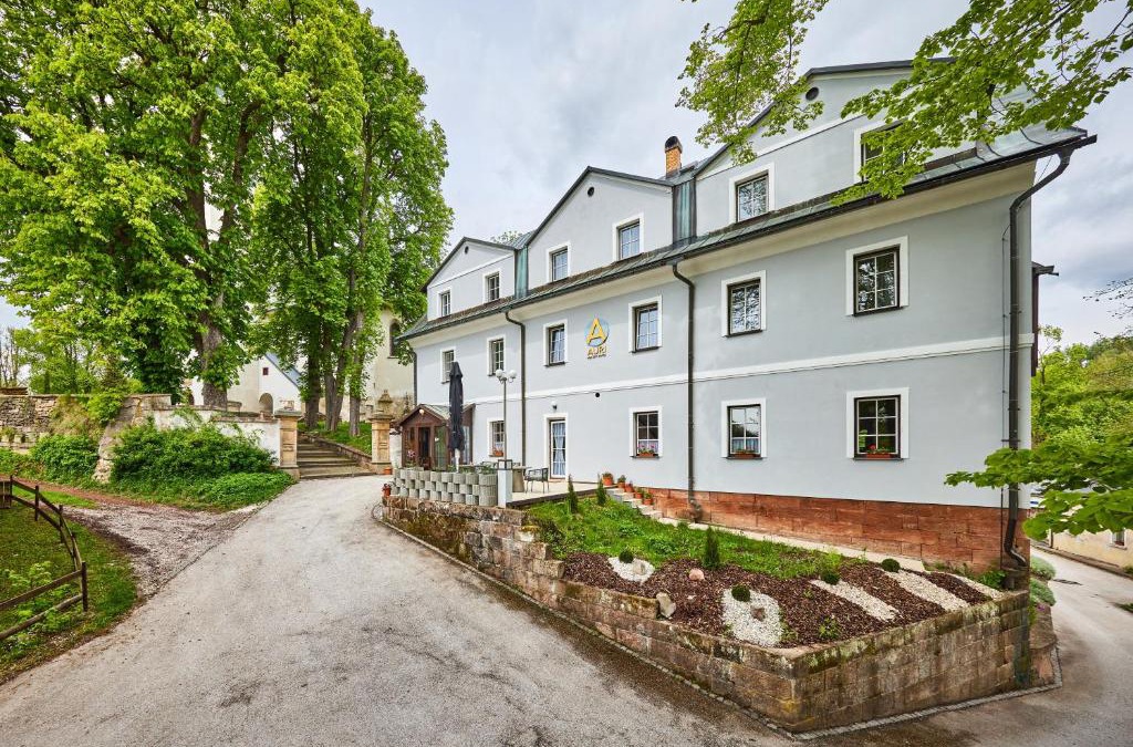 Rudnik Hotel | Hotel Auri