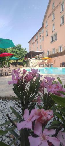 Les Aubugues Hotel | Hotel Belle Vue