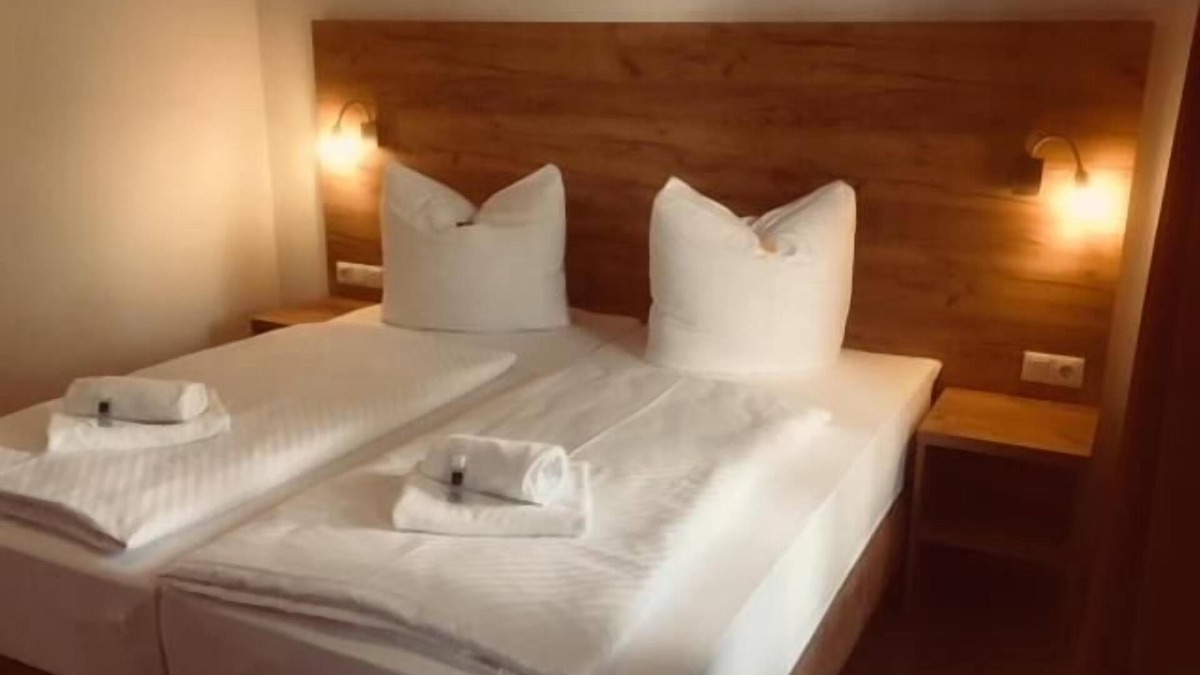 Jueterbog Hotel | Hotel Bergschlösschen