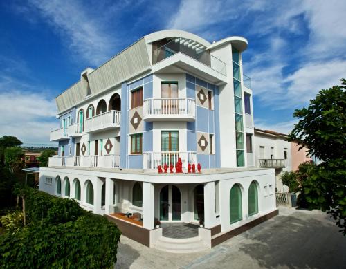 Marotta Hotel | Hotel Biancaneve Wellness
