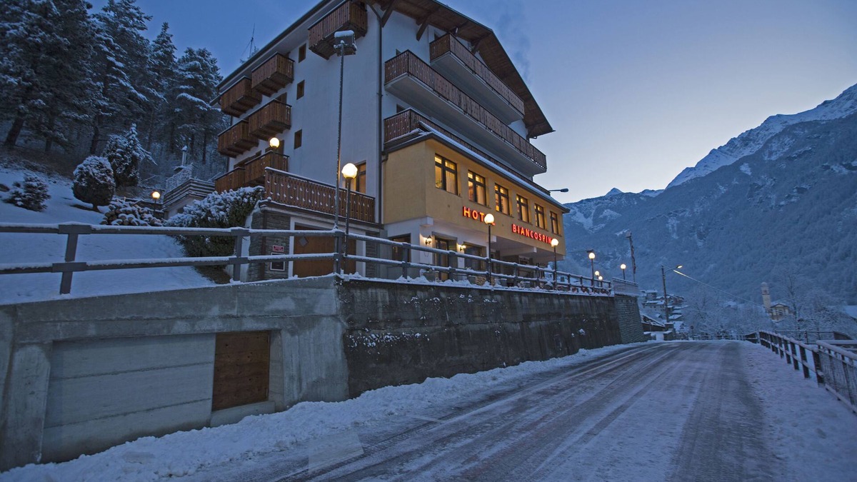 Lanzada Hotel | Hotel Biancospino