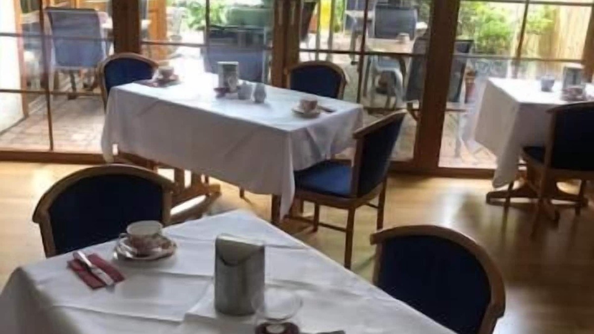 Opfingen Hotel | Hotel Blume