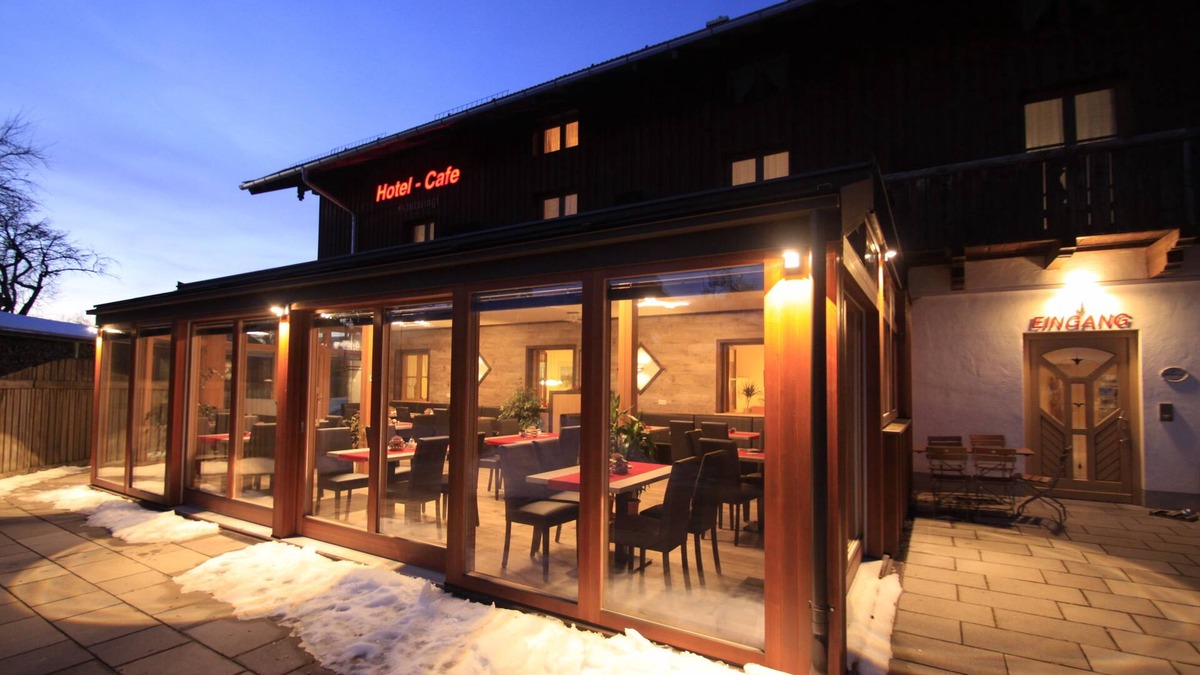 Egling Hotel | Hotel Cafe Hanfstingl