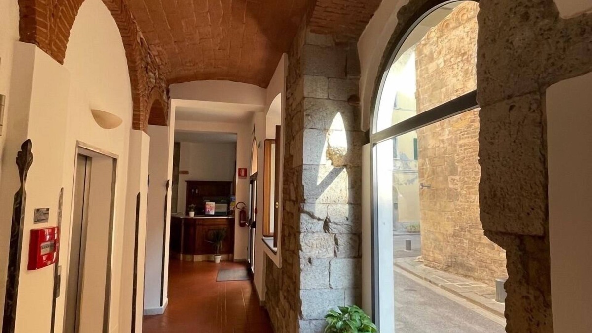 Pisa City Centre Hotel | Hotel Caffè Verdi - 24 hours Reception