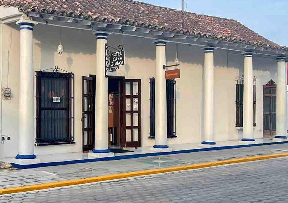 Tlacotalpan Hotel | Hotel Casa Blanca