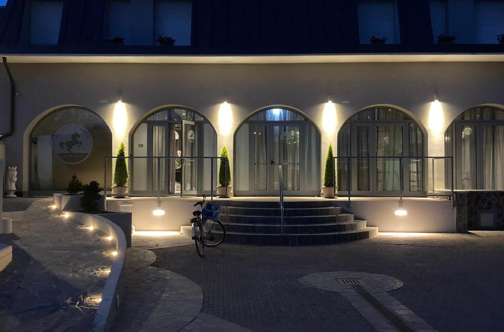Reggiolo Hotel | Hotel Cavallo Bianco